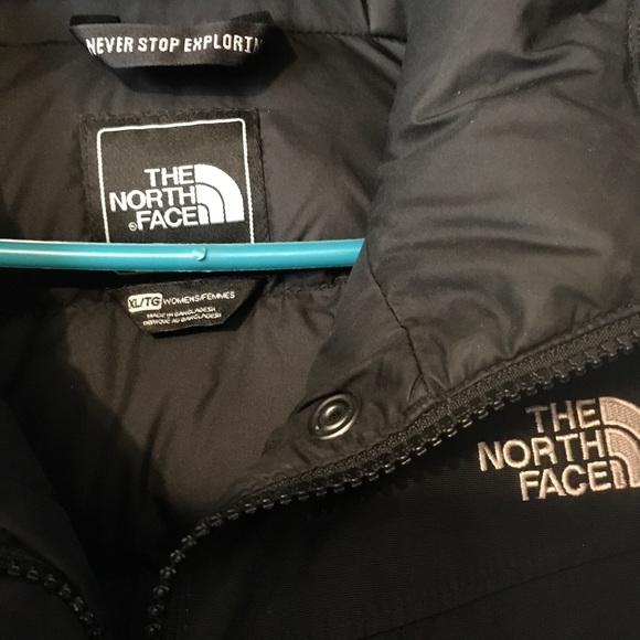 North Face ladies black winter down parka coat / jacket, Sz XL, mint condition - Picture 3 of 4